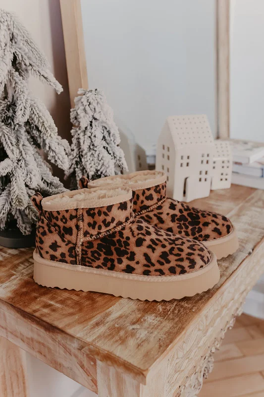 Matisse Breckenridge Cheetah Print Platform Boots