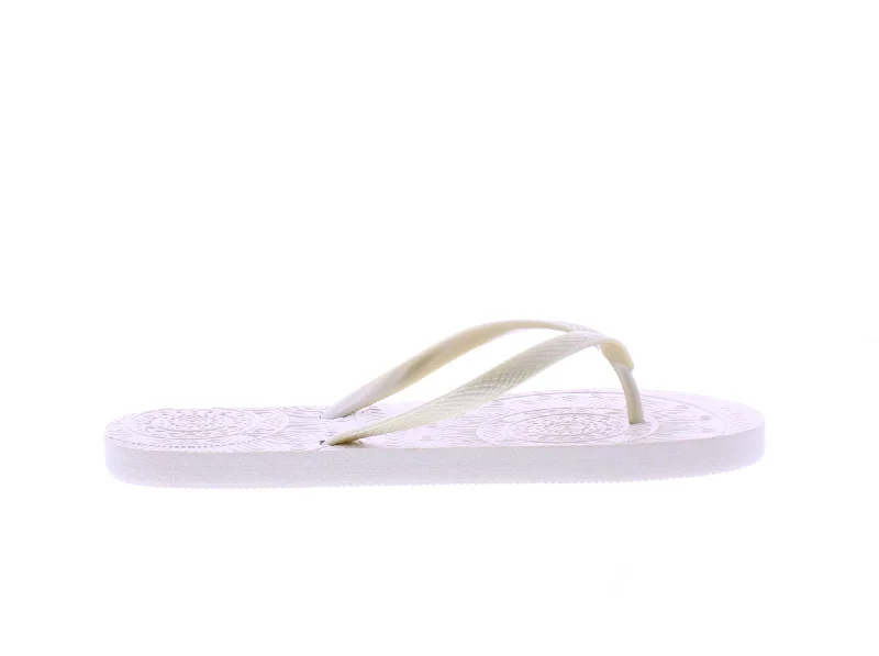 Women Embossed Flip Flop