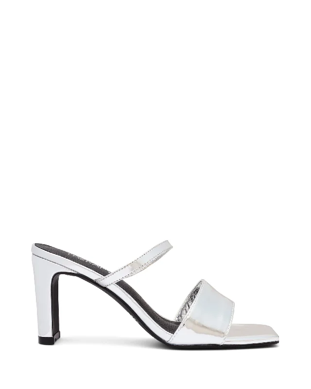 Cassie Heel Platinum